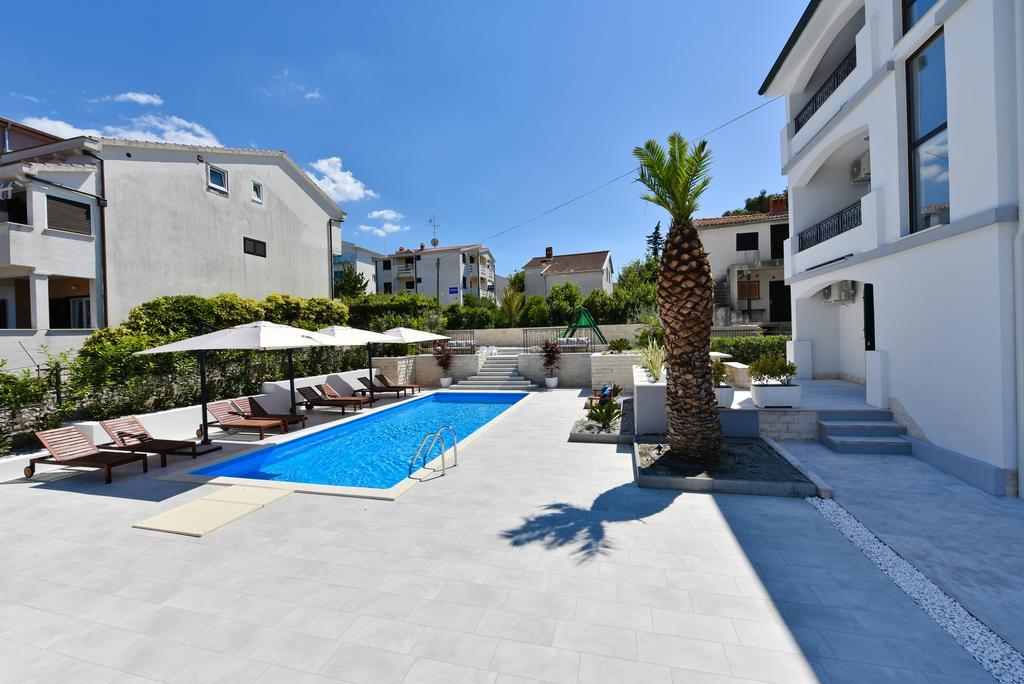 Mediterraneo Garden Apartments Петрчане Екстер'єр фото