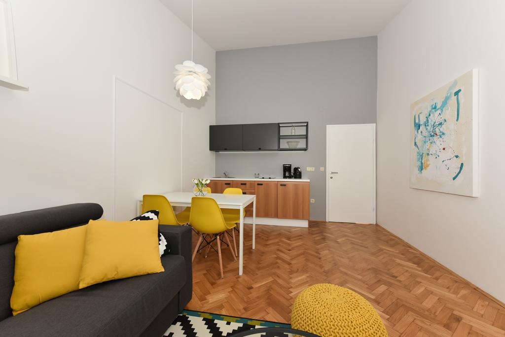 Mediterraneo Garden Apartments Петрчане Екстер'єр фото